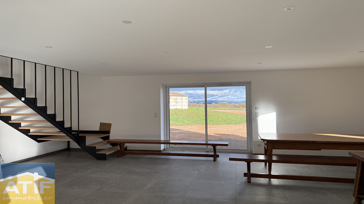 Ma-Cabane - Location Maison Saint-Georges-de-Baroille, 152 m²