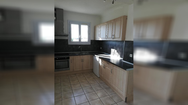 Ma-Cabane - Location Maison Saint-Georges-des-Coteaux, 59 m²