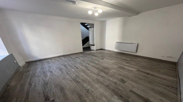 Ma-Cabane - Location Maison Saint-Germain-Laval, 93 m²
