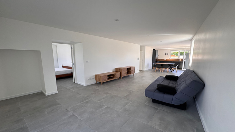 Ma-Cabane - Location Maison SAINT-HILAIRE-DE-CHALEONS, 74 m²