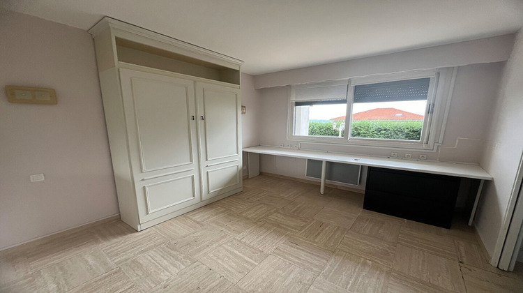 Ma-Cabane - Location Maison SAINT-JEAN-BONNEFONDS, 185 m²