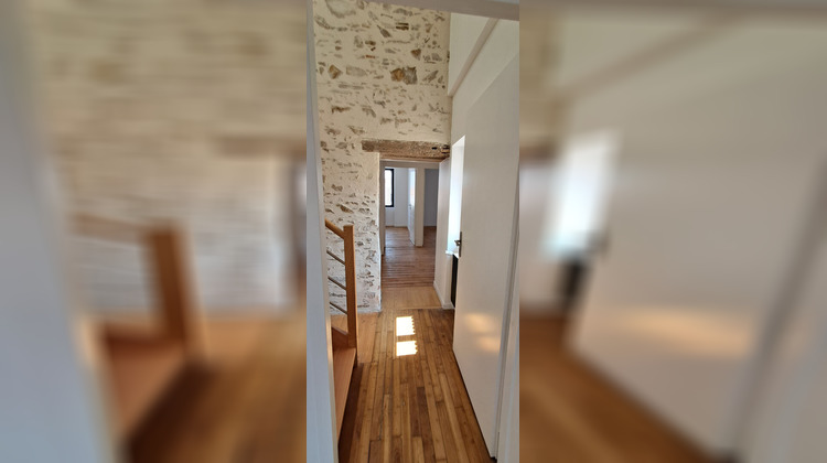 Ma-Cabane - Location Maison SAINT-JEAN-DE-BOISEAU, 149 m²