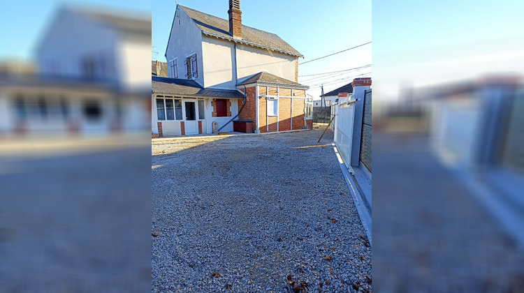 Ma-Cabane - Location Maison SAINT-JEAN-DE-BRAYE, 158 m²