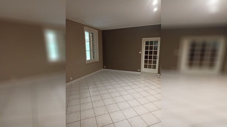Ma-Cabane - Location Maison SAINT-JEAN-DE-BRAYE, 158 m²