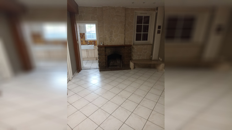Ma-Cabane - Location Maison SAINT-JEAN-DE-BRAYE, 158 m²