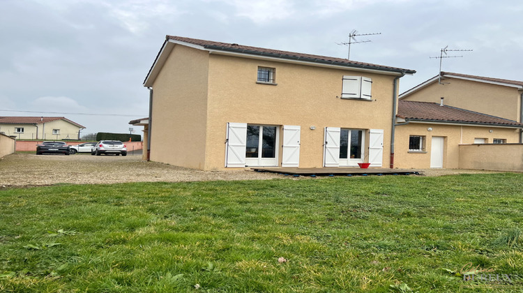 Ma-Cabane - Location Maison Saint-Julien-sur-Veyle, 91 m²