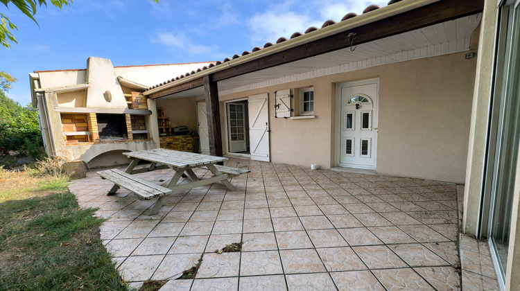 Ma-Cabane - Location Maison SAINT-LAURENT-DE-LA-PREE, 145 m²