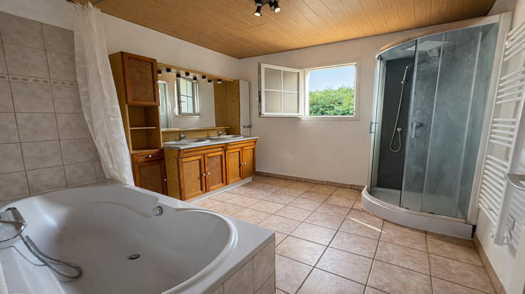 Ma-Cabane - Location Maison SAINT-LAURENT-DE-LA-PREE, 145 m²