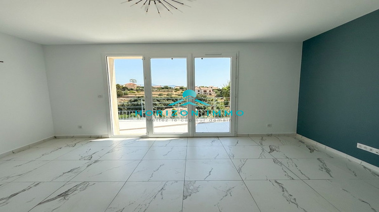 Ma-Cabane - Location Maison Saint-Laurent-du-Var, 100 m²