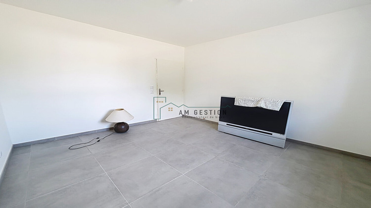 Ma-Cabane - Location Maison SAINT-LAURENT-SUR-GORRE, 100 m²