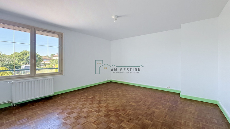 Ma-Cabane - Location Maison SAINT-LEONARD-DE-NOBLAT, 80 m²