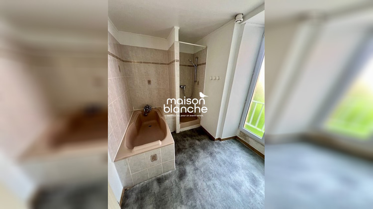 Ma-Cabane - Location Maison Saint-Maixent-l'École, 175 m²