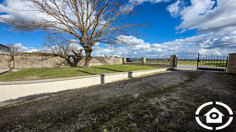 Ma-Cabane - Location Maison Saint-Martial-sur-Né, 115 m²