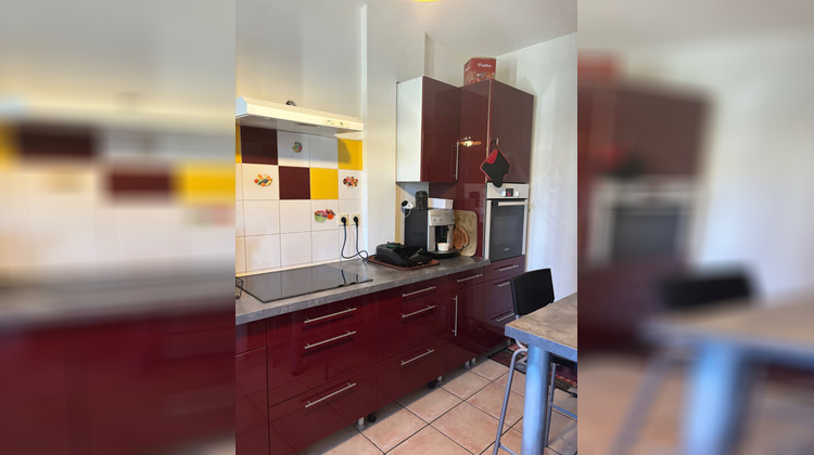 Ma-Cabane - Location Maison SAINT-MARTIN-DE-CRAU, 92 m²