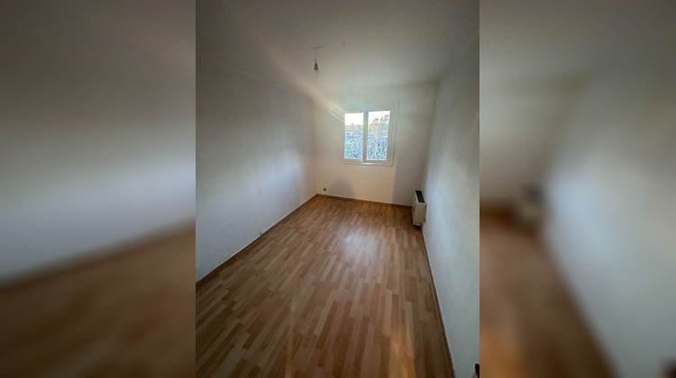 Ma-Cabane - Location Maison SAINT-MARTIN-DE-CRAU, 65 m²