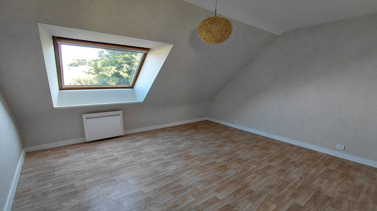 Ma-Cabane - Location Maison SAINT-MARTIN-DES-CHAMPS, 98 m²