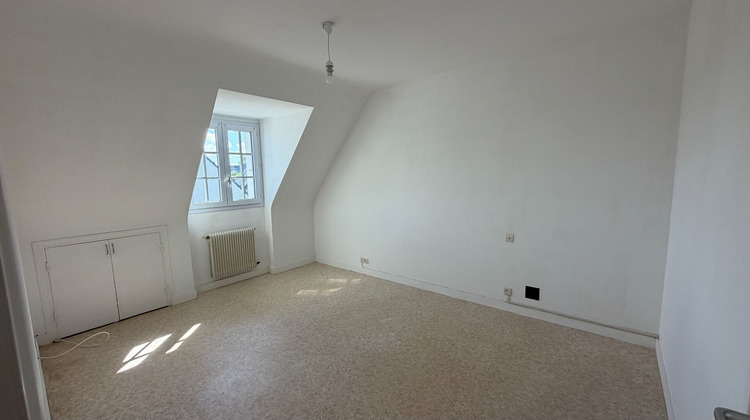 Ma-Cabane - Location Maison SAINT-MARTIN-DES-CHAMPS, 113 m²