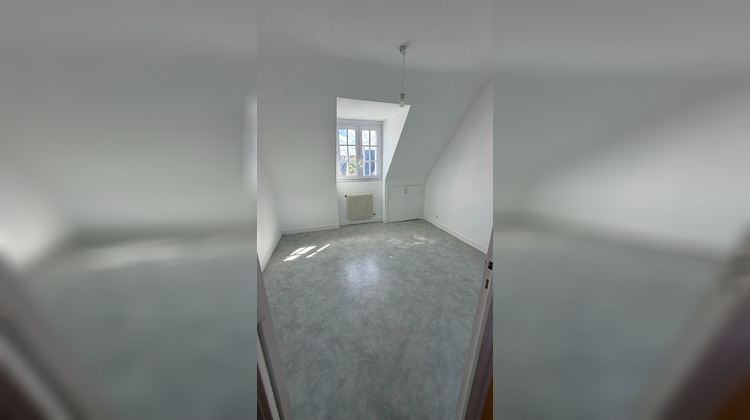 Ma-Cabane - Location Maison SAINT-MARTIN-DES-CHAMPS, 113 m²