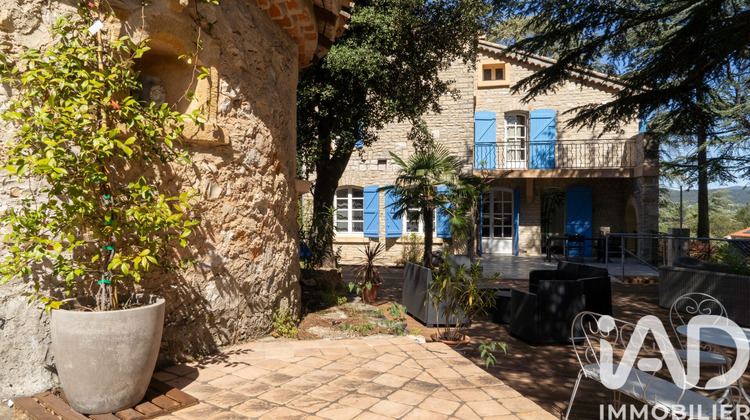 Ma-Cabane - Location Maison Saint-Maximin-la-Sainte-Baume, 210 m²