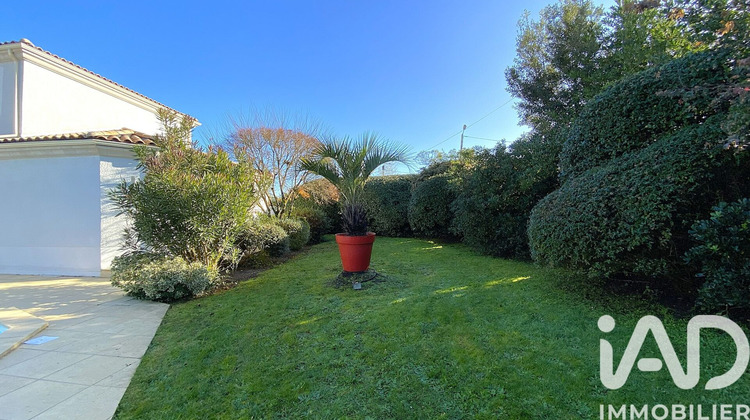 Ma-Cabane - Location Maison Saint-Médard-en-Jalles, 199 m²