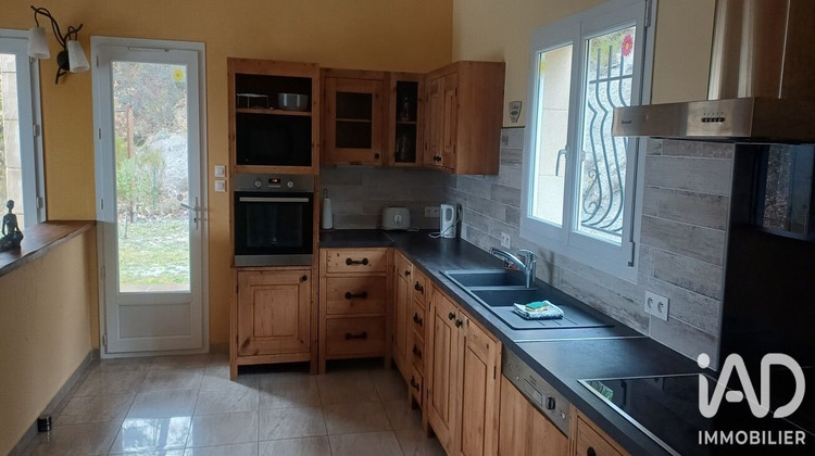 Ma-Cabane - Location Maison Saint-Michel-l'Observatoire, 180 m²