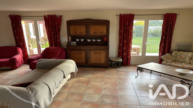Ma-Cabane - Location Maison Saint-Michel-l'Observatoire, 215 m²
