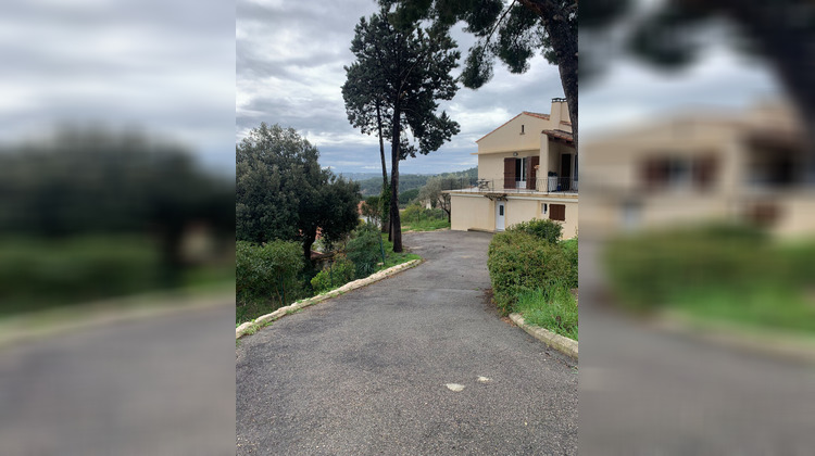 Ma-Cabane - Location Maison SAINT-MITRE-LES-REMPARTS, 101 m²