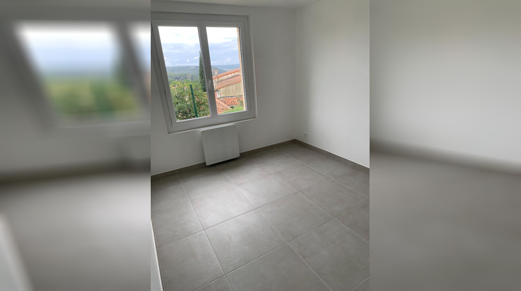 Ma-Cabane - Location Maison SAINT-MITRE-LES-REMPARTS, 101 m²