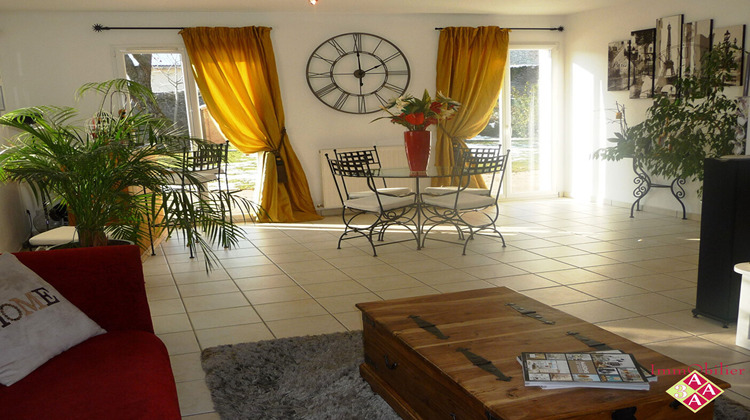 Ma-Cabane - Location Maison SAINT-NAZAIRE-LES-EYMES, 122 m²