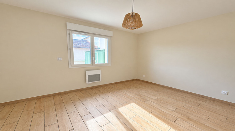 Ma-Cabane - Location Maison SAINT-NIZIER-SOUS-CHARLIEU, 81 m²