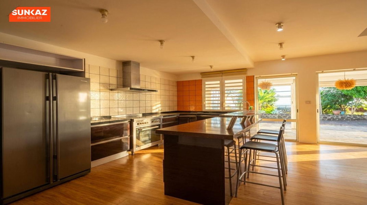 Ma-Cabane - Location Maison SAINT PIERRE, 230 m²