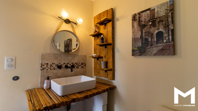 Ma-Cabane - Location Maison SAINT-PIERRE-DE-CHIGNAC, 135 m²