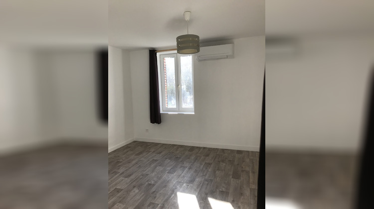 Ma-Cabane - Location Maison Saint-Pierre-du-Vauvray, 53 m²