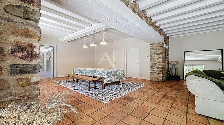 Ma-Cabane - Location Maison SAINT-PIERRE-LA-COUR, 271 m²