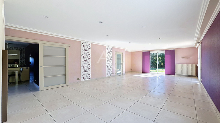 Ma-Cabane - Location Maison SAINT-PIERRE-LA-COUR, 140 m²