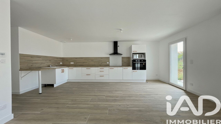 Ma-Cabane - Location Maison Saint-Porchaire, 62 m²