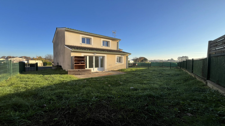 Ma-Cabane - Location Maison Saint-Quentin-de-Baron, 91 m²