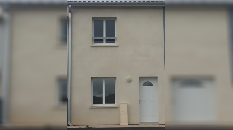 Ma-Cabane - Location Maison Saint-Quentin-de-Baron, 73 m²