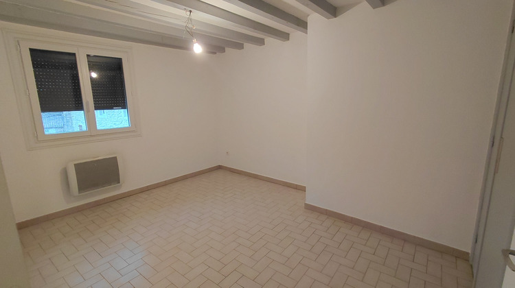 Ma-Cabane - Location Maison Saint-Remèze, 57 m²