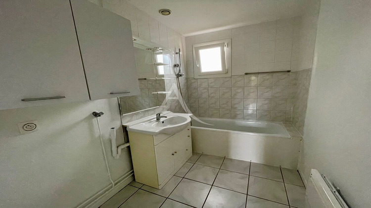 Ma-Cabane - Location Maison SAINT-REMY-LES-CHEVREUSE, 77 m²