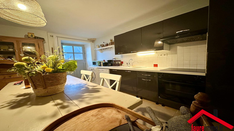 Ma-Cabane - Location Maison Saint-Robert, 59 m²