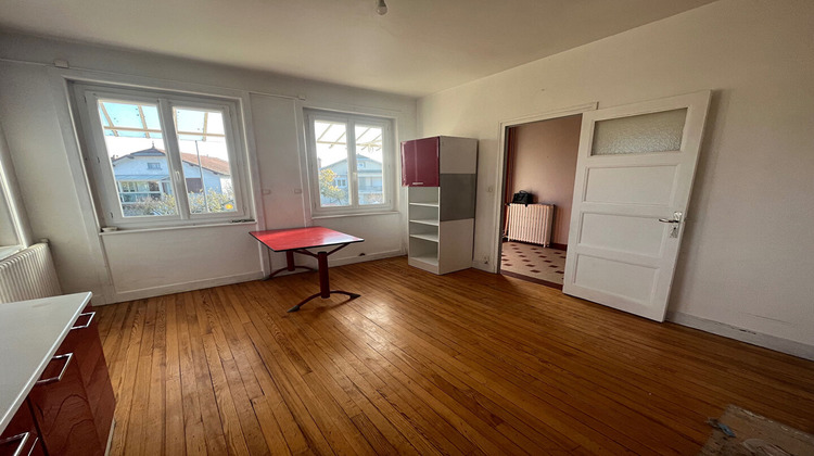 Ma-Cabane - Location Maison SAINT-ROMAIN-LE-PUY, 137 m²