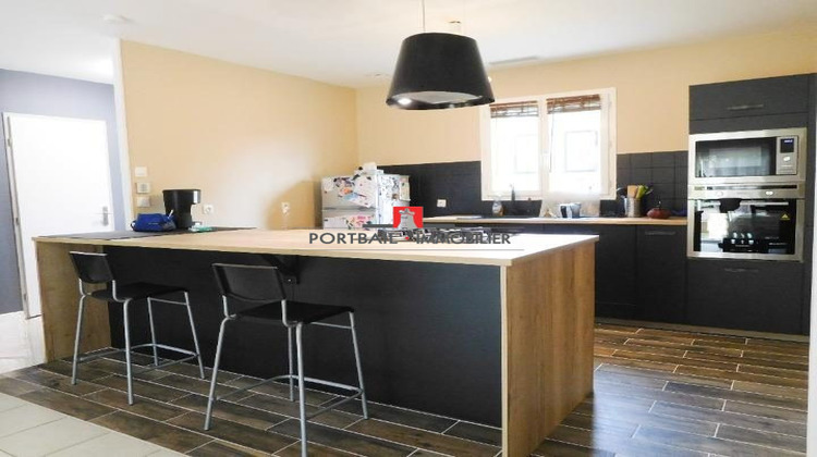Ma-Cabane - Location Maison Saint-Savin, 105 m²
