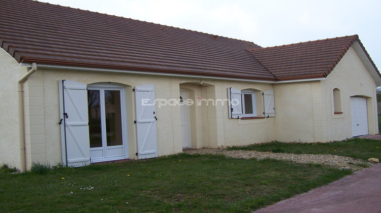 Ma-Cabane - Location Maison SAINT-SEBASTIEN-DE-MORSENT, 95 m²