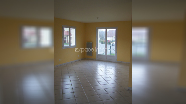 Ma-Cabane - Location Maison SAINT-SEBASTIEN-DE-MORSENT, 95 m²