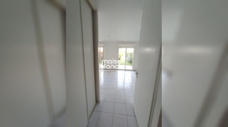 Ma-Cabane - Location Maison Saint-Seurin-sur-l'Isle, 59 m²