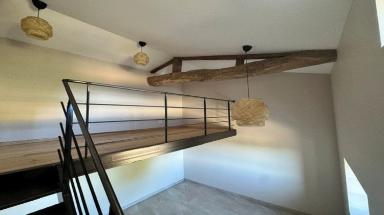 Ma-Cabane - Location Maison Saint-Sixte, 83 m²