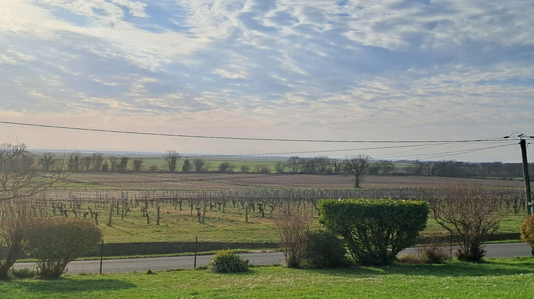 Ma-Cabane - Location Maison Saint-Sorlin-de-Conac, 77 m²