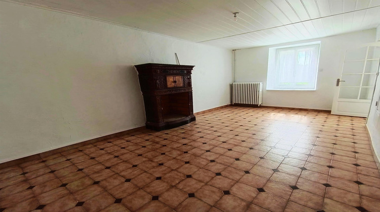 Ma-Cabane - Location Maison Saint-Sorlin-de-Morestel, 158 m²