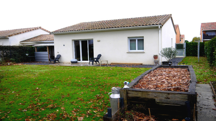 Ma-Cabane - Location Maison SAINT-SULPICE, 61 m²